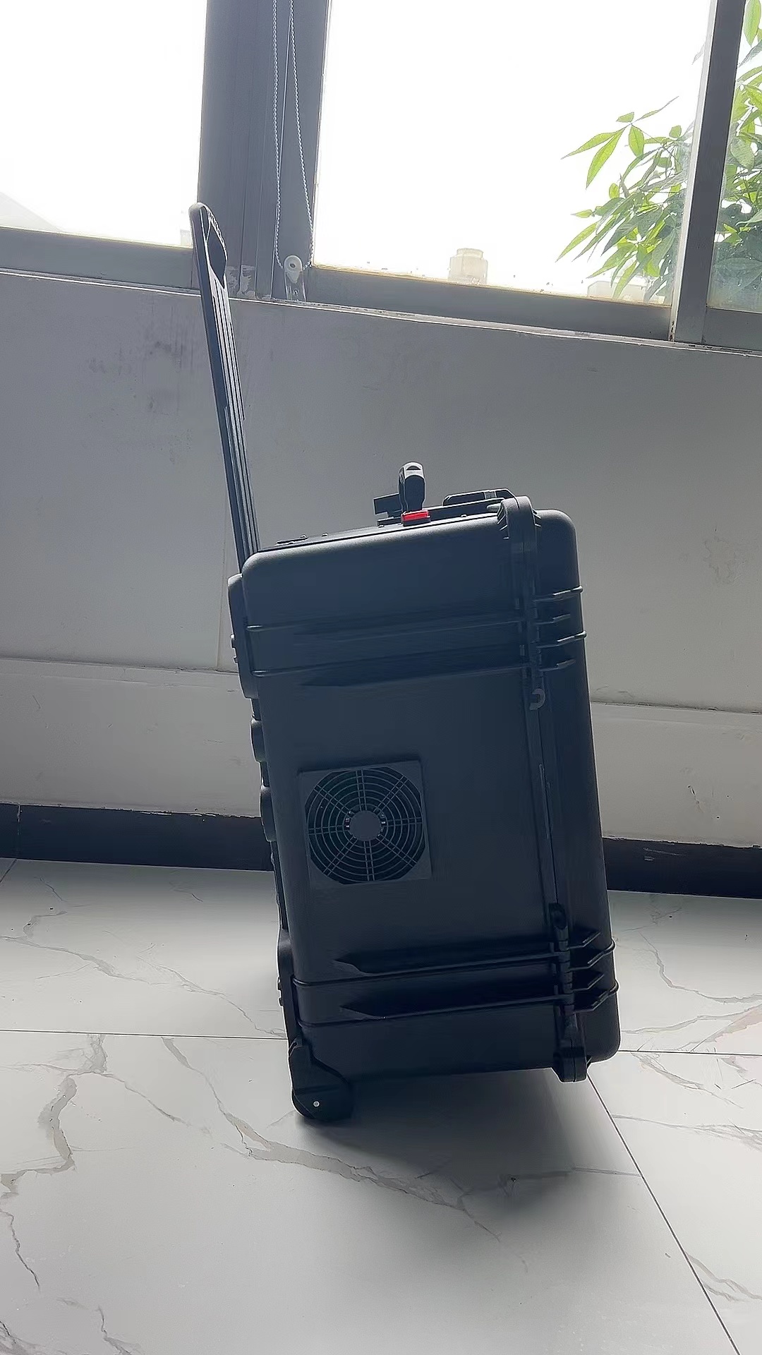 蔡甸手拉箱型移动通信干扰器